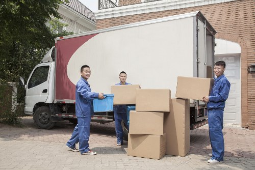 Local storage options in Watford for household and business items