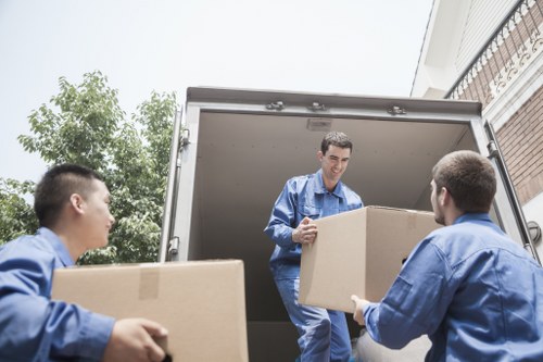 Local removal service planning a move near Watford Junction