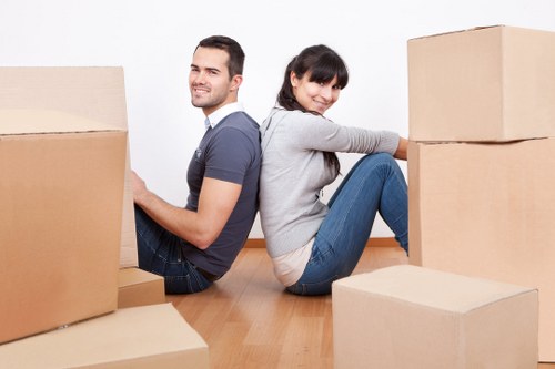 A practical storage unit setup for moving or renovation needs in Watford